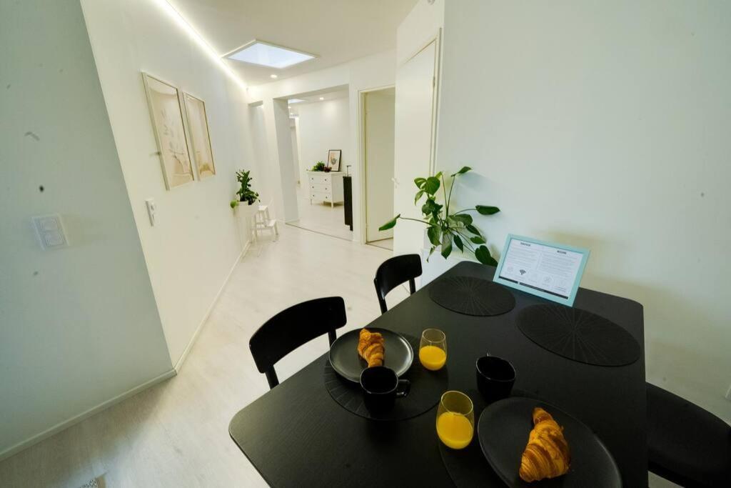 3H,K,P - Keskellae Tamperetta Kaunis Parvekkeellinen Uusittu Kolmio Apartment Exterior photo