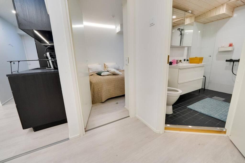3H,K,P - Keskellae Tamperetta Kaunis Parvekkeellinen Uusittu Kolmio Apartment Exterior photo