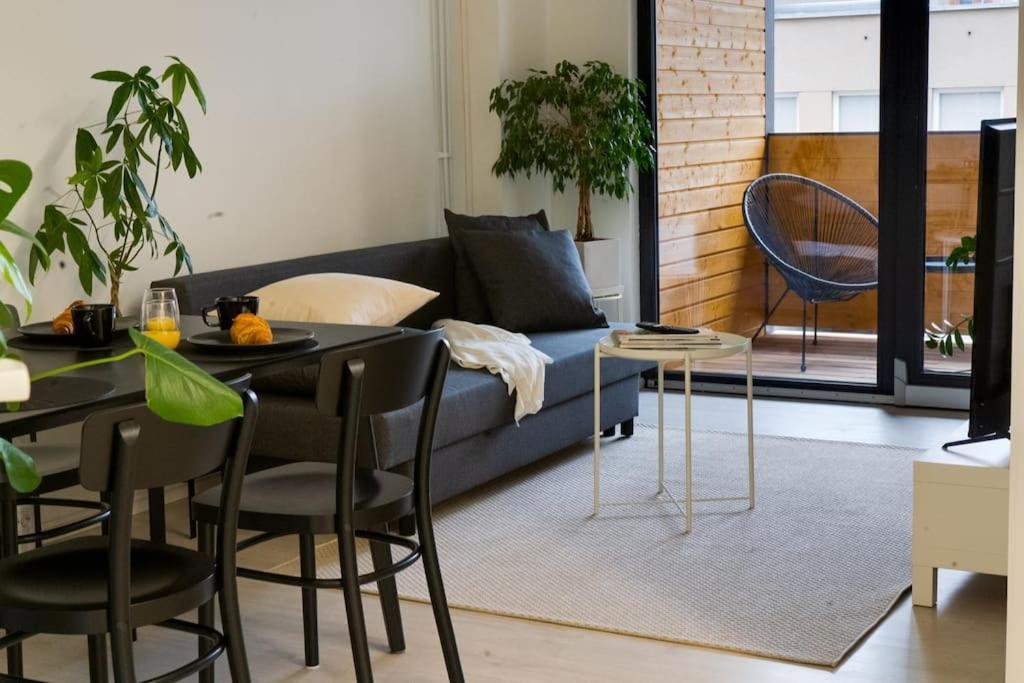 3H,K,P - Keskellae Tamperetta Kaunis Parvekkeellinen Uusittu Kolmio Apartment Exterior photo
