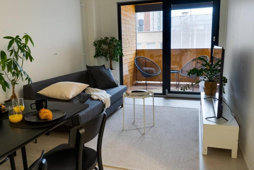 3H,K,P - Keskellae Tamperetta Kaunis Parvekkeellinen Uusittu Kolmio Apartment Exterior photo
