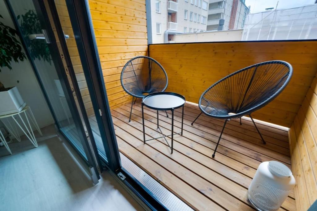 3H,K,P - Keskellae Tamperetta Kaunis Parvekkeellinen Uusittu Kolmio Apartment Exterior photo
