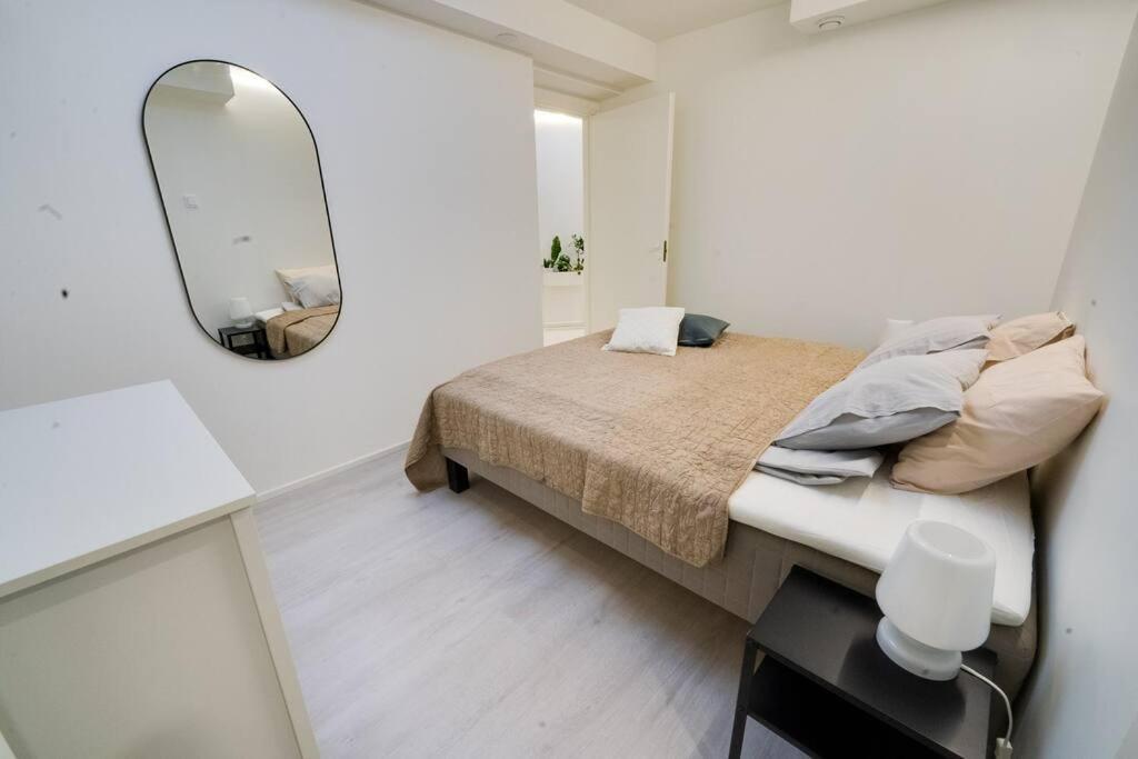 3H,K,P - Keskellae Tamperetta Kaunis Parvekkeellinen Uusittu Kolmio Apartment Exterior photo