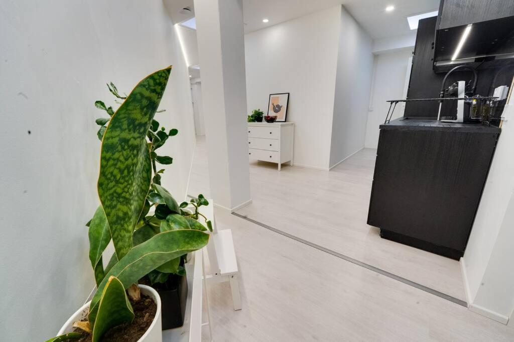 3H,K,P - Keskellae Tamperetta Kaunis Parvekkeellinen Uusittu Kolmio Apartment Exterior photo